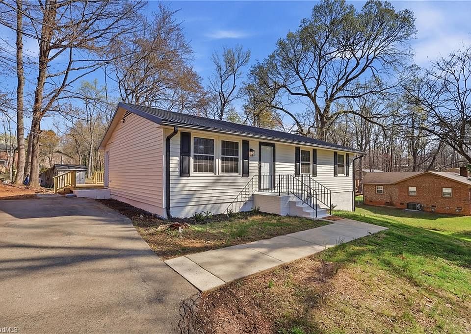 1st image of 2305 Wilcox Dr