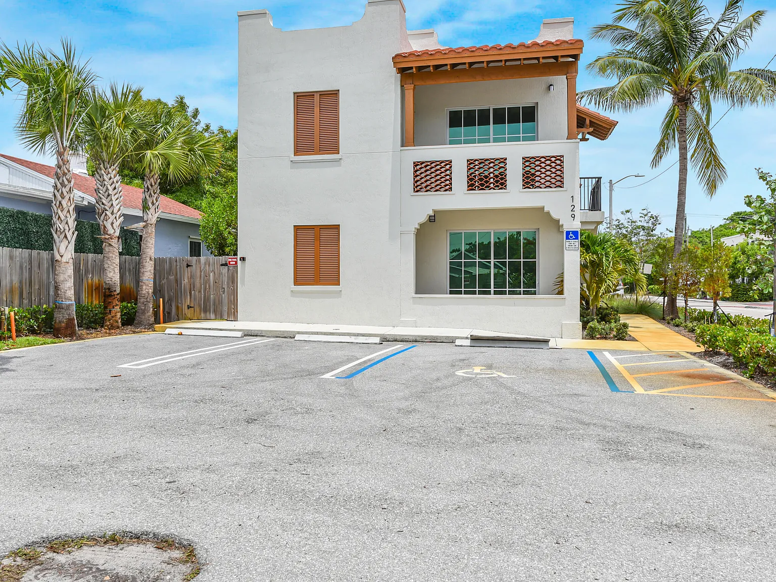 2 bed, 2.0 bath, 1016 sqft, $2,250 — Photo 4