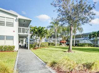 350 Farnham Cres #Q, Deerfield Beach, FL 33442