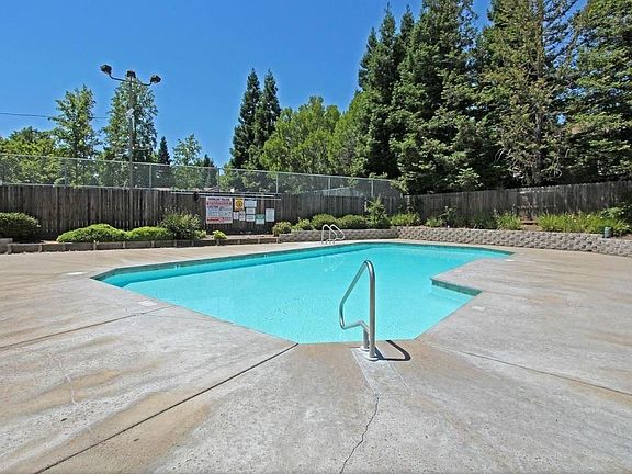 3rd image of 4909 Cherryville Ln