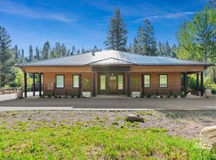 22 Creekside Ct, Garden Valley, ID 83622