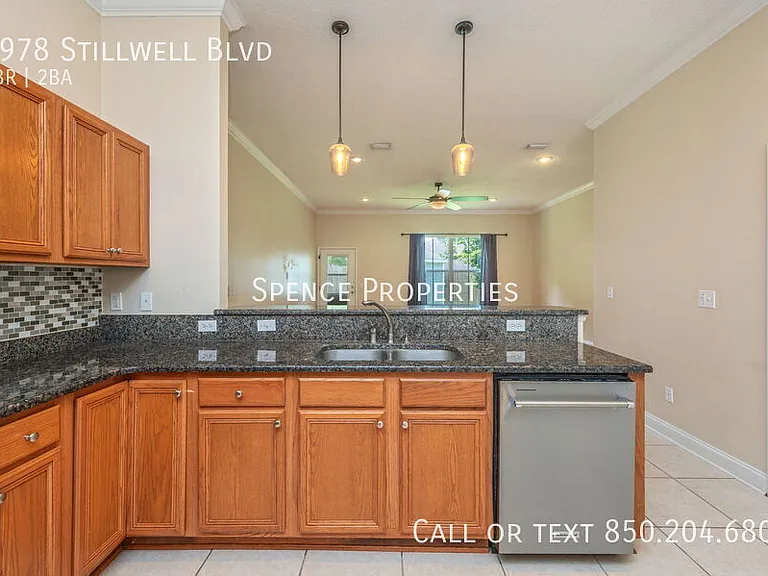 2978 Stillwell Blvd — Photo 10