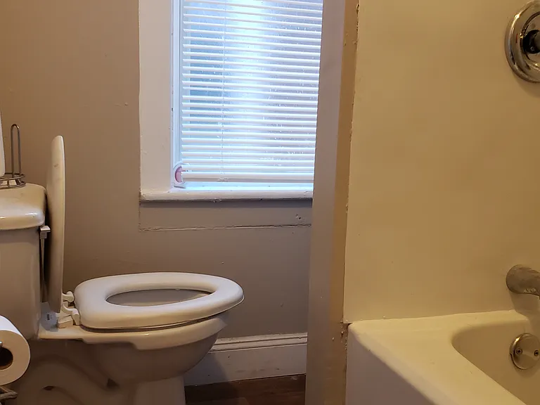 2612 Agate St #1 — Photo 9