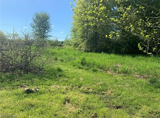 North Park, Bristolville, OH 44402