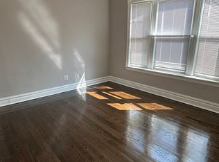 3038 N Francisco Ave #2, Chicago, IL 60618