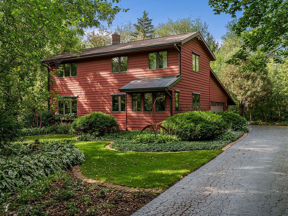 1st image of 24 Reidwood Ln