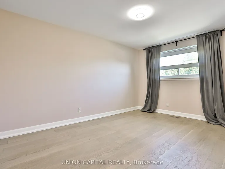 168 Old Sheppard Ave #MAIN — Photo 11