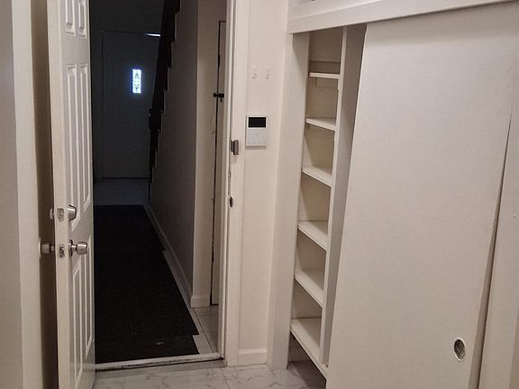 4th image of 239 Broadway Unit 1-R