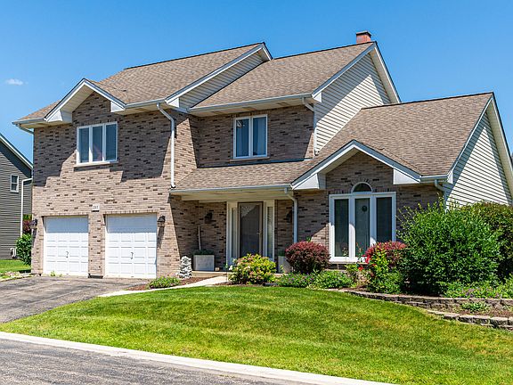2nd image of 241 Windsor Dr