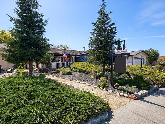 2nd image of 171 Carlsbad Circle