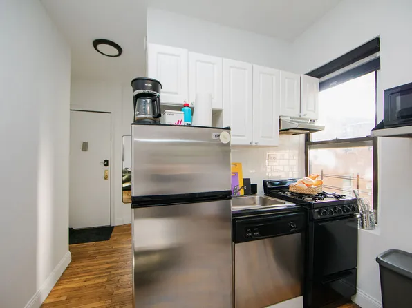 715 East 5th Street image 1 of 16