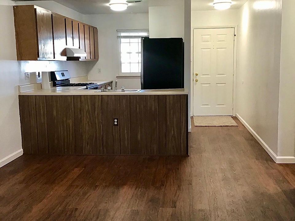 1st image of 506 Blackbird Dr