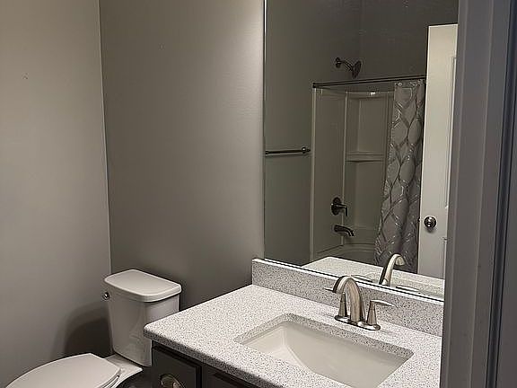 Main bathroom