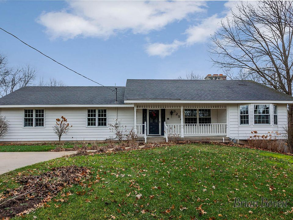 1st image of 3256 Grand River Dr NE
