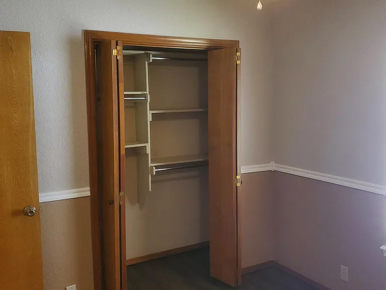 BR3 closet