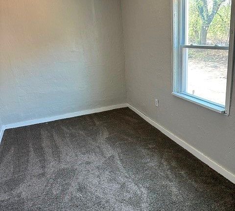5th image of 5003 Louisa Ct