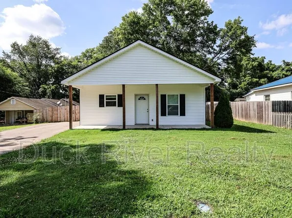 130 Westover Dr, Columbia, TN 38401