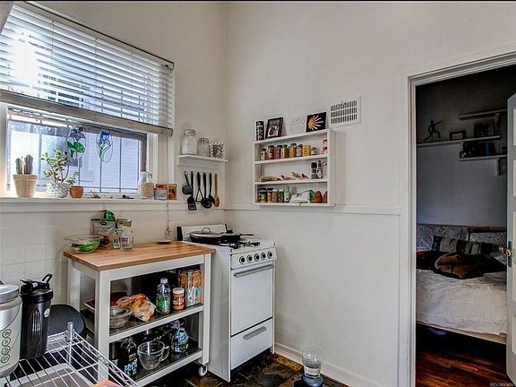 3rd image of 1259 N Clarkson St APT 1