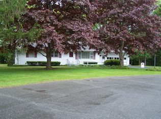 21 Meadow Dr, Springfield, VT 05156