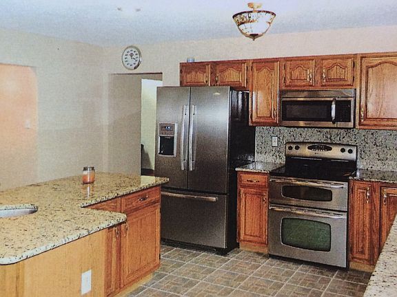 Kitchen - stainless steel