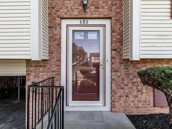 2nd image of 6811 Bennell Dr