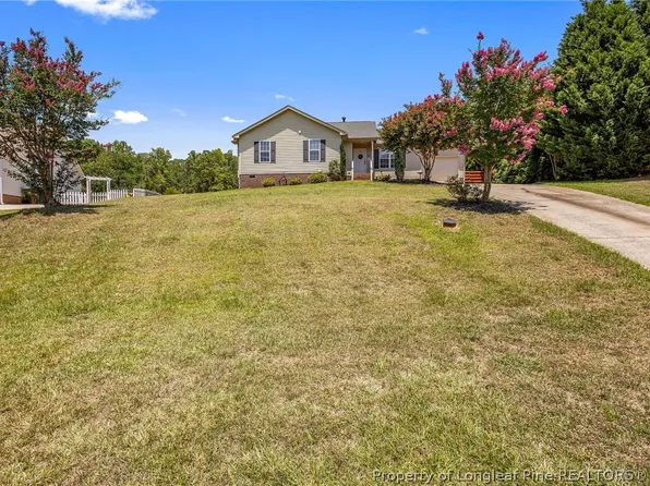 212 Loxley Ln, Sanford, NC 27330