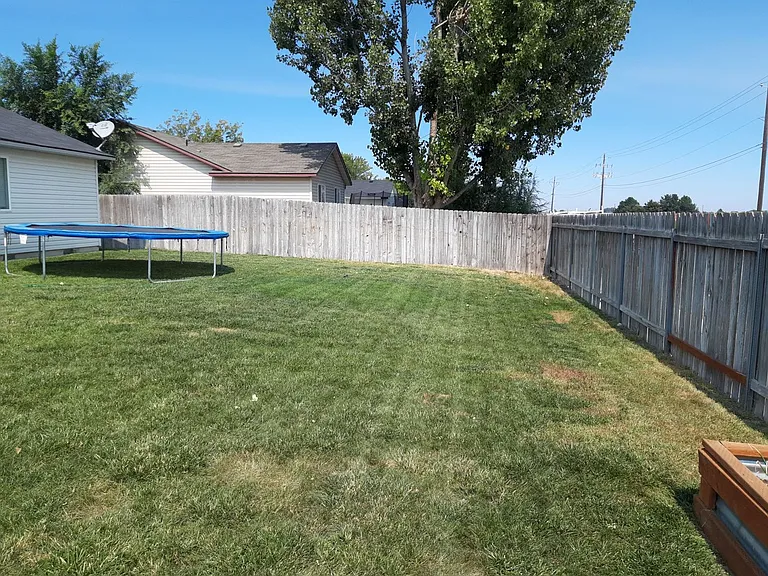 16702 Sadie Ave — Photo 20
