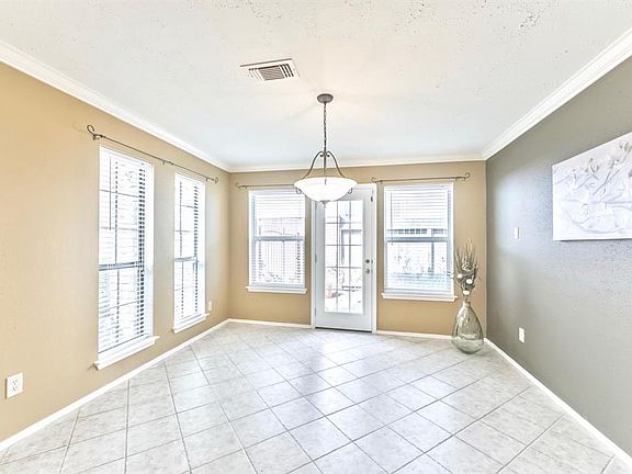 4th image of 12403 Glenmeadow Dr