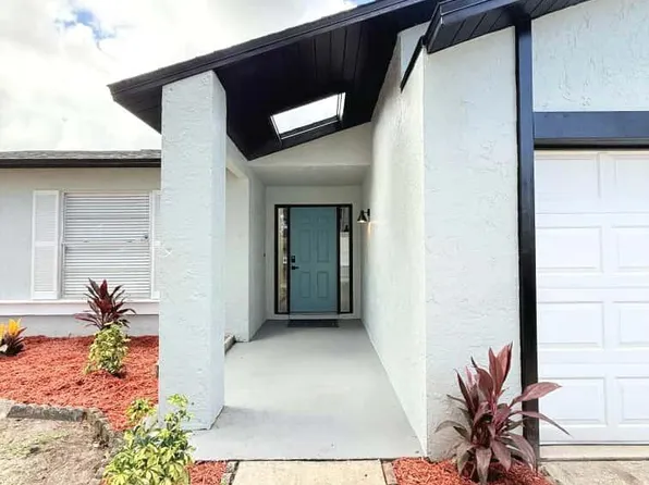 1528 W Powder Horn Rd, Titusville, FL 32796