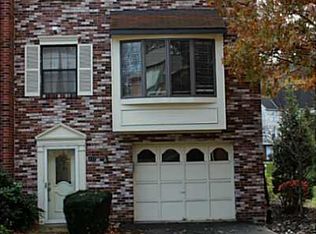121 Glenwood Dr, Monroeville, PA 15146