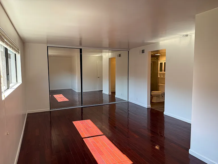 1147 Arcadia Ave #3 — Photo 8