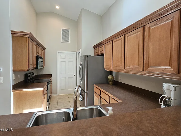 5324 Tay Ct — Photo 11