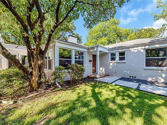 5th image of 3813 Crestwood Ter