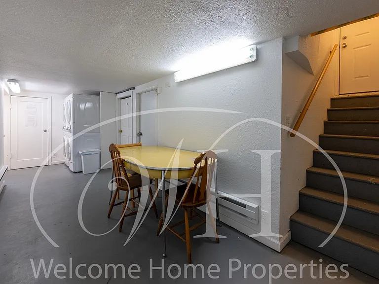 115 SE 3rd St — Photo 12