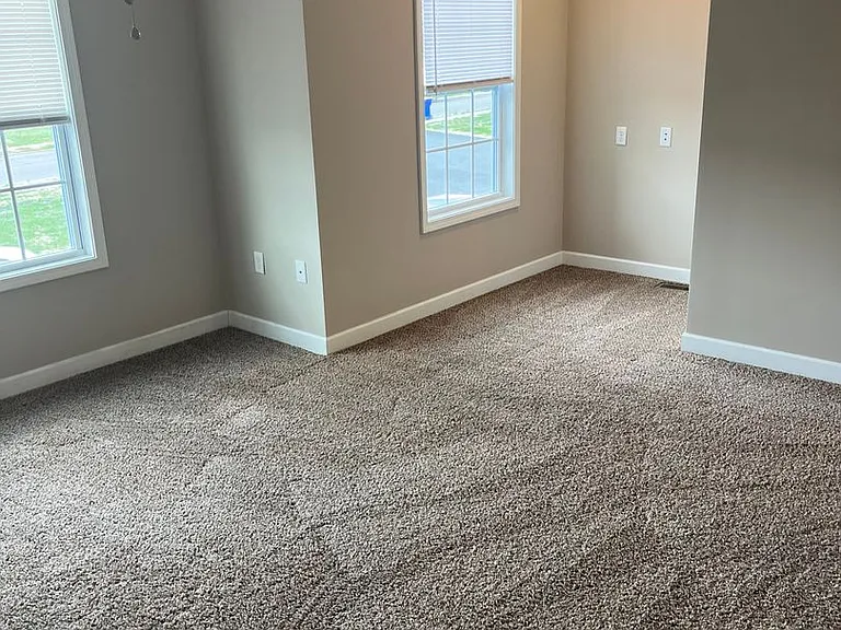 736 Village Creek Dr — Photo 21
