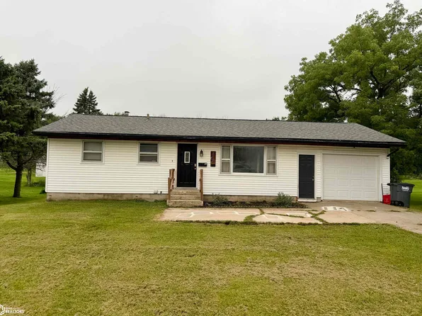 818 16th St, Eldora, IA 50627