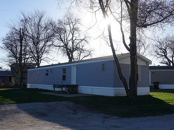 3rd image of 124 River St Lot 2