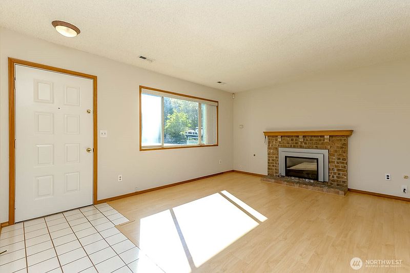 4th image of 11216 SE 228th Place