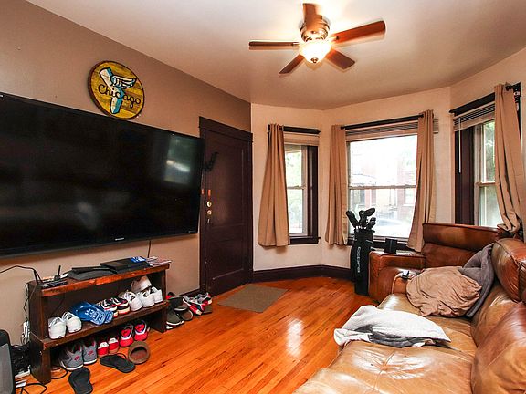 2nd image of 2834 N Rockwell St #1