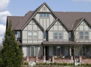 28835 SW Costa Cir W, Wilsonville, OR 97070