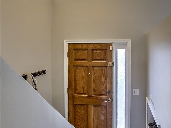 2nd image of 903 Claudine Ave