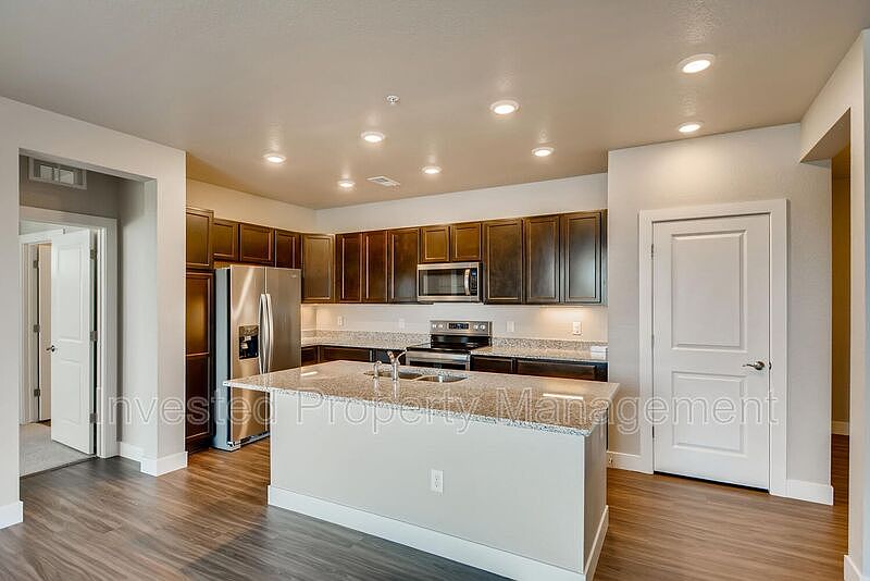 1st image of 981 S Sable Blvd #202