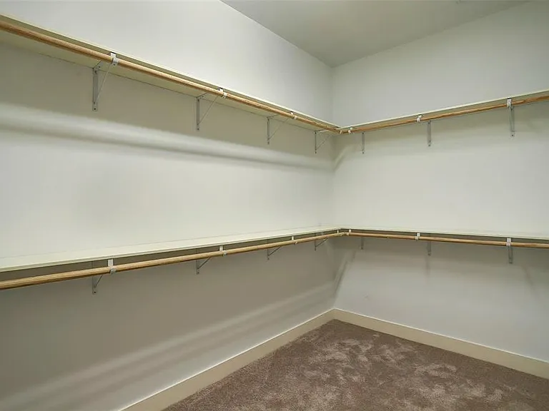 1600 Post Oak Blvd #904 — Photo 5