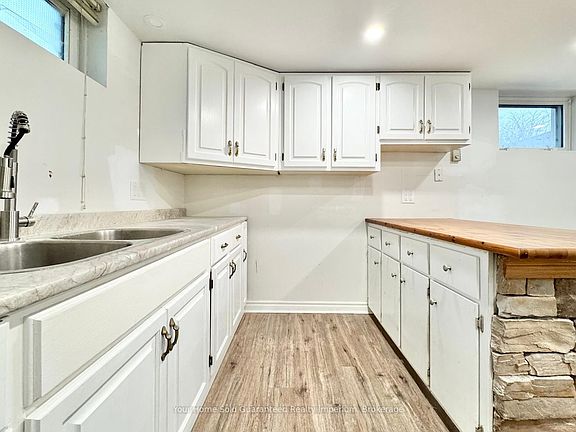 5th image of 19 Perth St