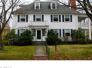 10 Hawthorne Rd, West Hartford, CT 06107