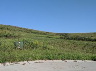 3916 Travers Cir, Manhattan, KS 66503