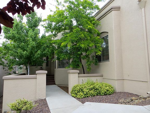 3rd image of 2271 N Sequoia Dr