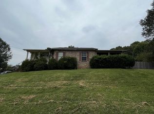 680 Mercer Dr, Hermitage, TN 37076