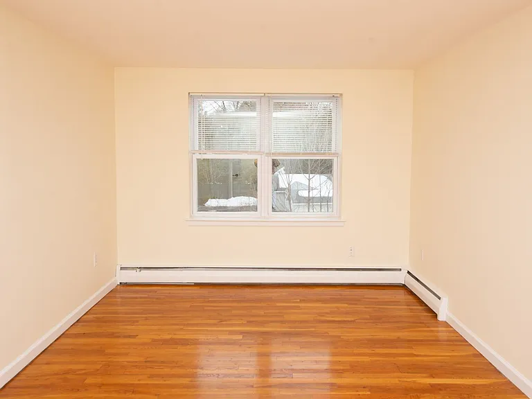 Eli Whitney Apartments — Photo 36