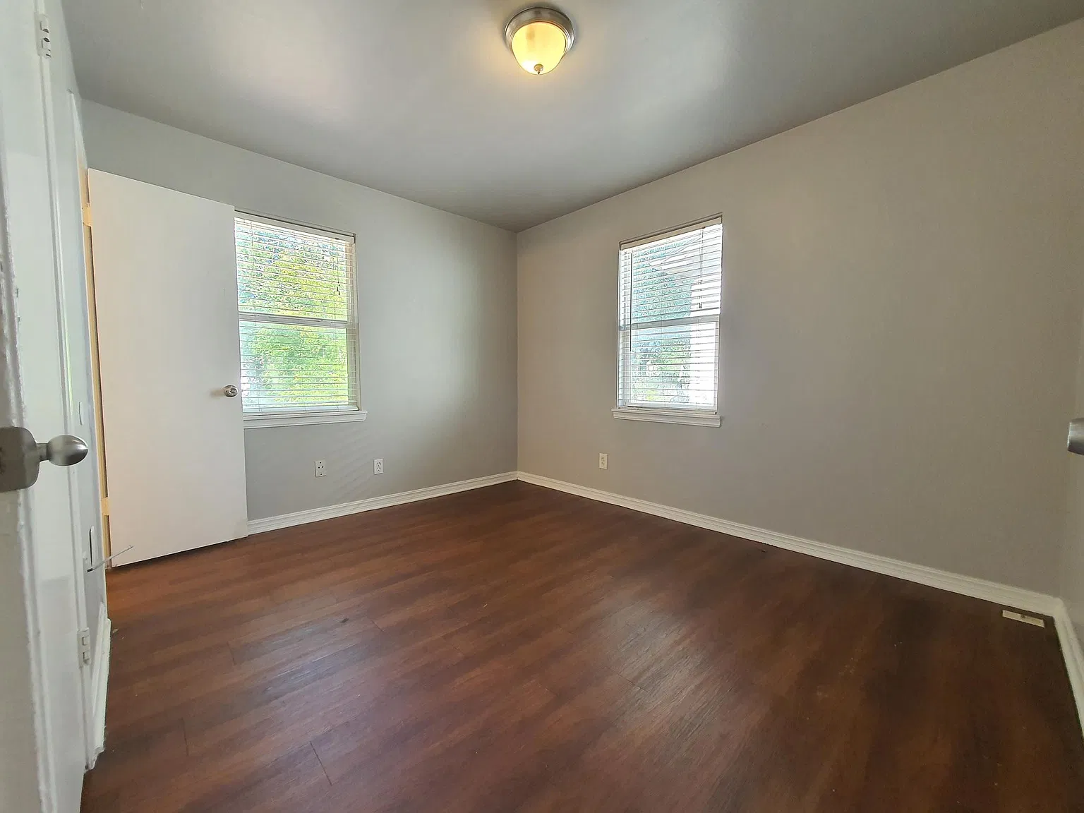 3 bed, 1100 sqft, $1,095 — Photo 4